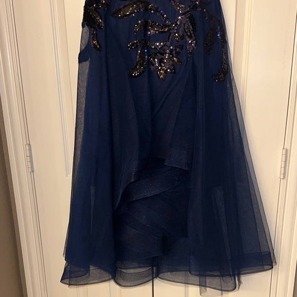 Adrianna Papell Elegant Navy Blue Sequin Dress - Picture 3 of 14